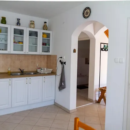 Fonix Haz Apartament